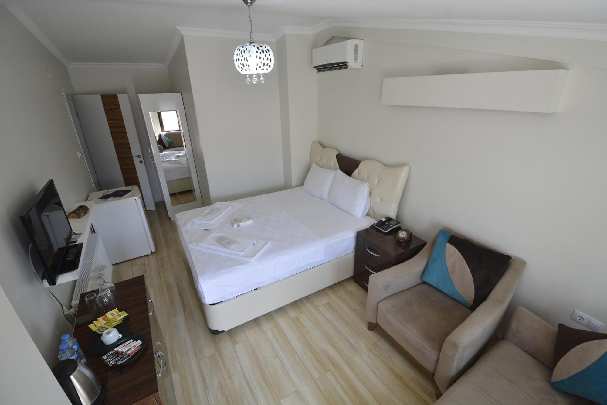 Mavi Deniz Butik Otel Burgaz Екстериор снимка