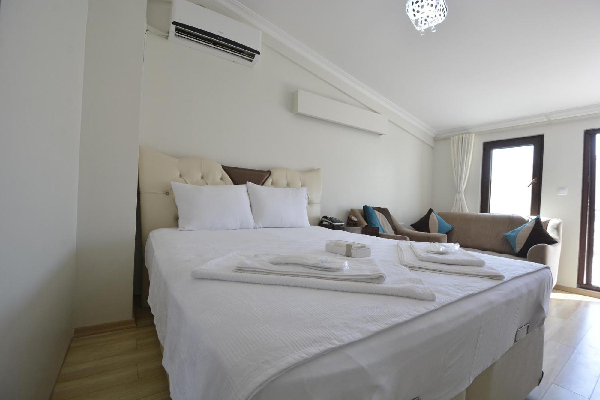 Mavi Deniz Butik Otel Burgaz Екстериор снимка